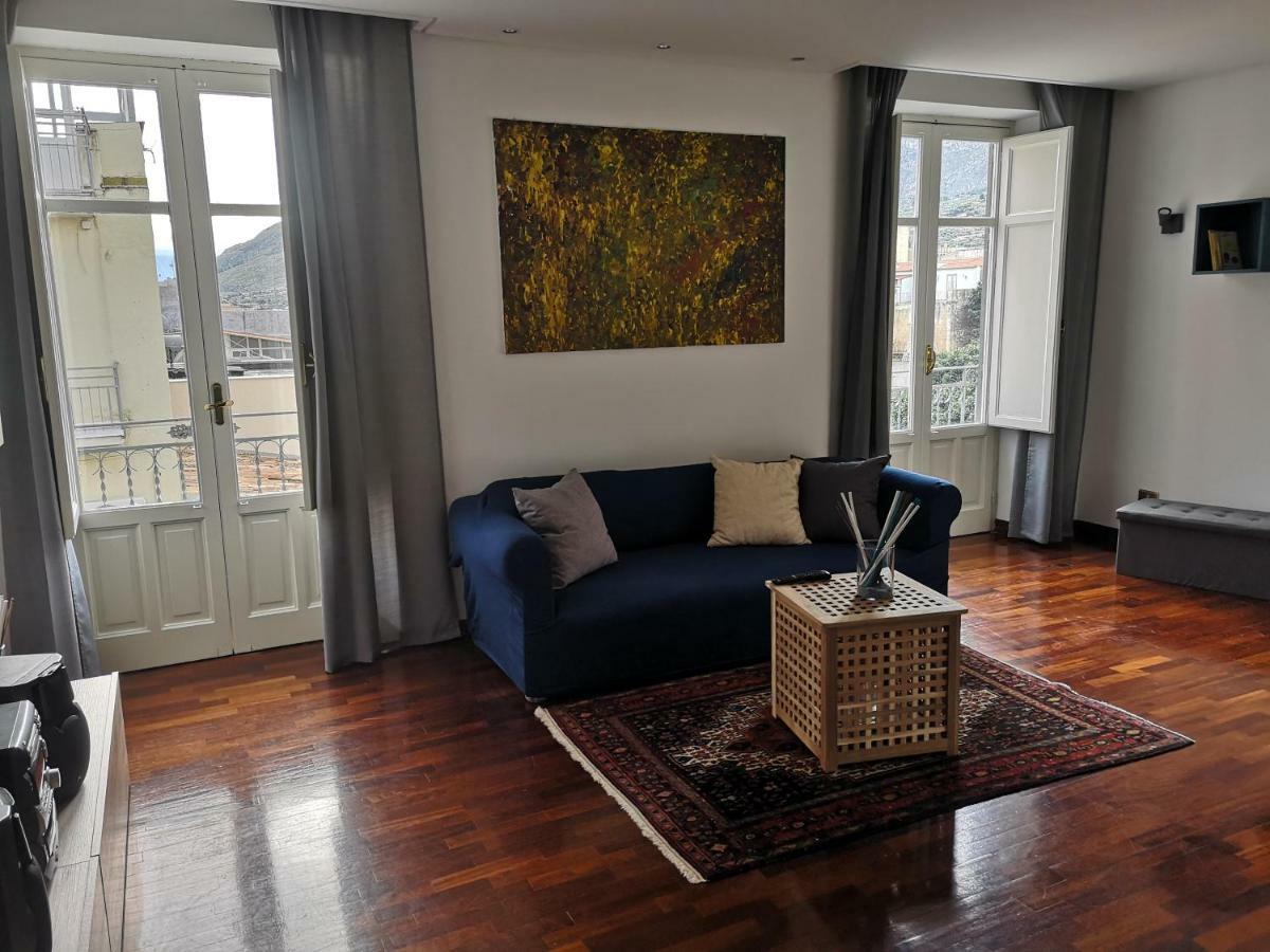 Vila A Casa Di Zara Termini Imerese Exteriér fotografie